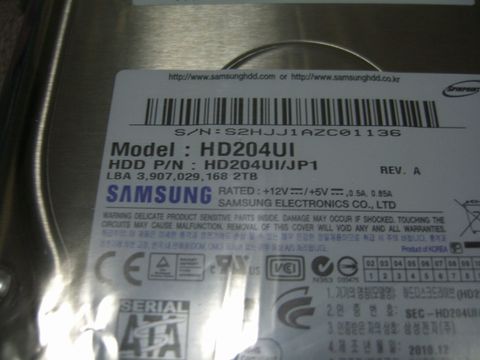 SAMSUNG HD204UI